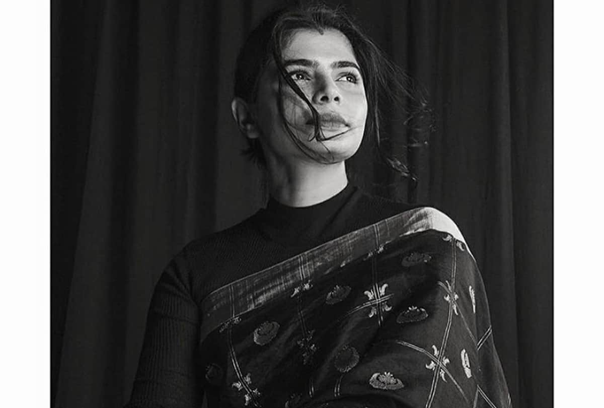 Tamil playback singer Chinmayi Sripaada responded to Swiggy delivery boys sexist comment