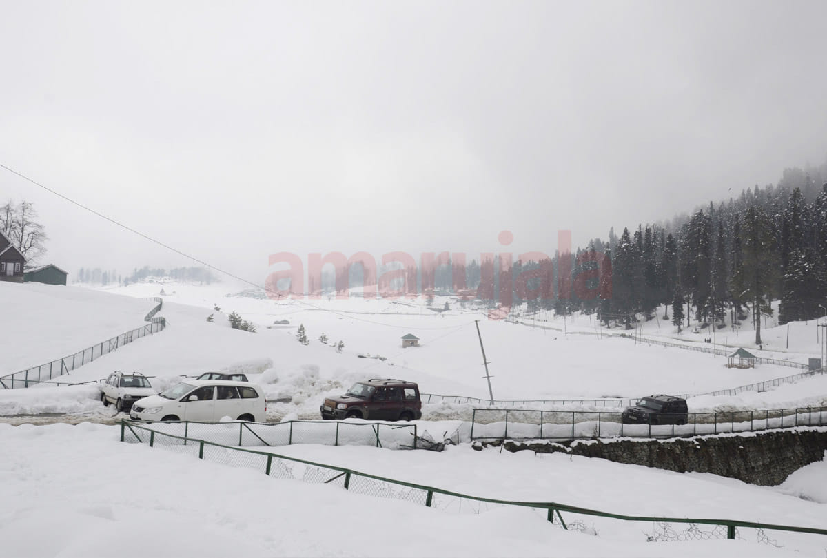 most beautiful places in kashmir, gulmarg, srinagar kashmir snowfall