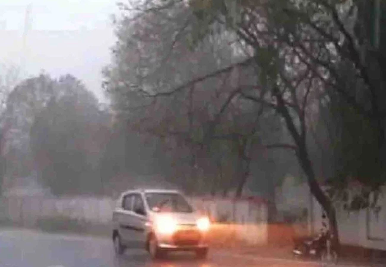 यूपी में बदलेगा मौसम, बारिश के आसार