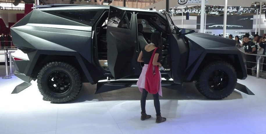 karlmann king suv is most expensive suv, costliest then Rolls Royce Cullinan, Lamborghini Urus