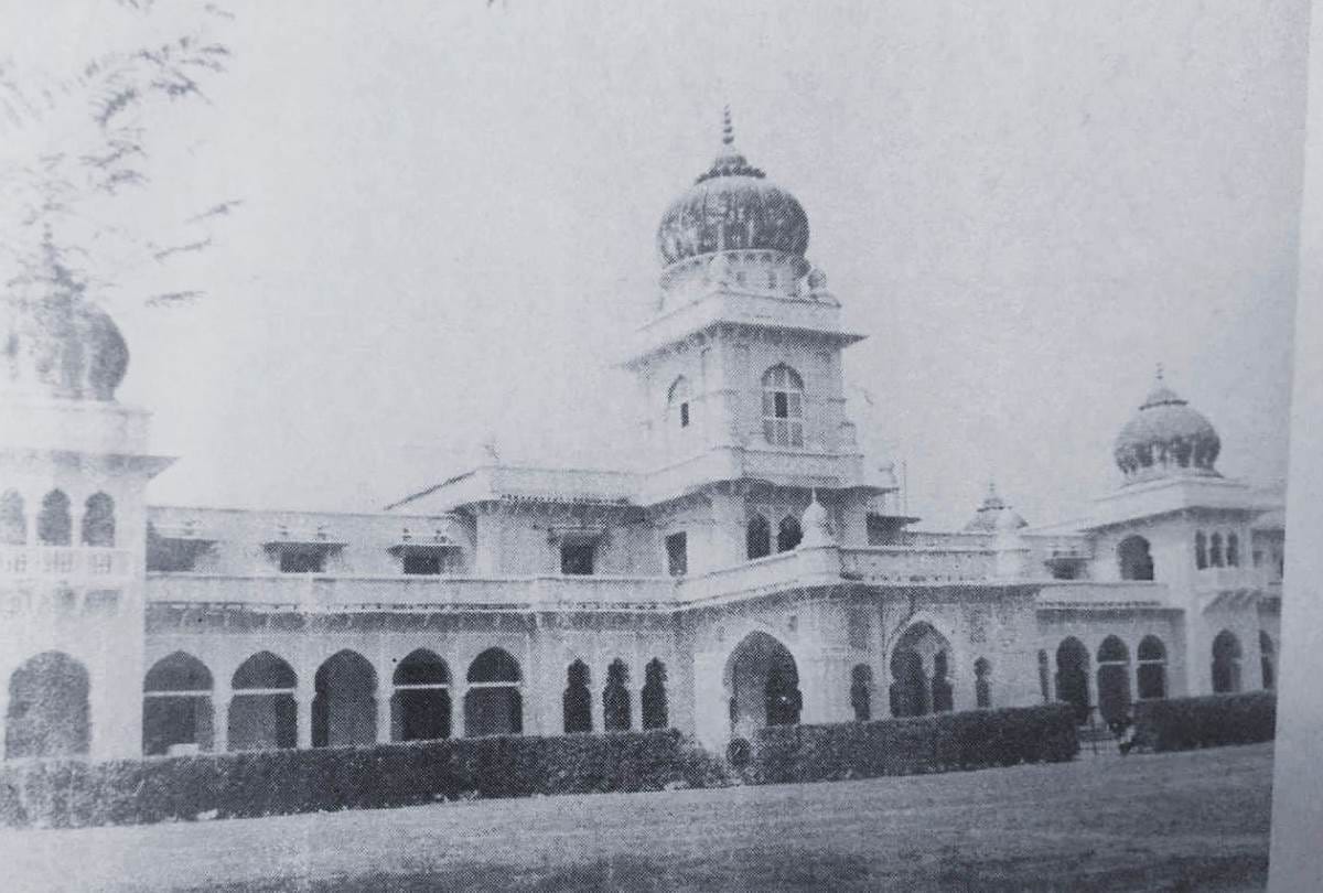 lucknow university completes 100 years