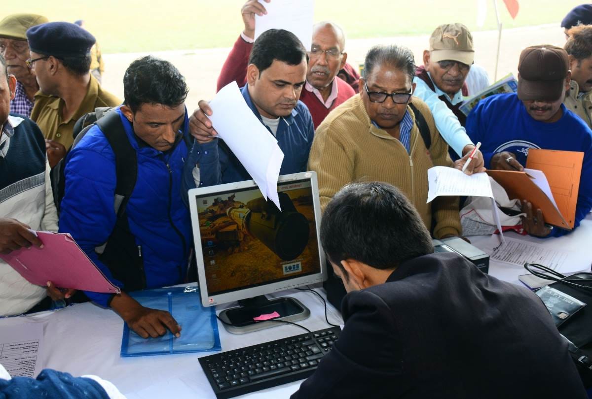 Any pensioner can submit a living certificate anytime of the year