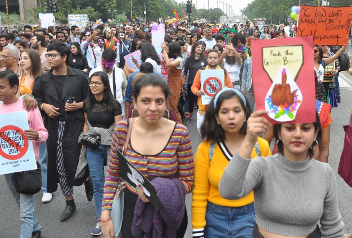 queer festival 2019 delhi homosexuals walk on street in colorful dress