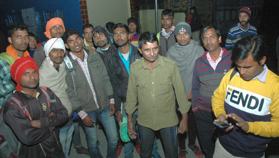 Indian Army Recruitment Fake Information viral on social media Youths Arrives pithoragarh