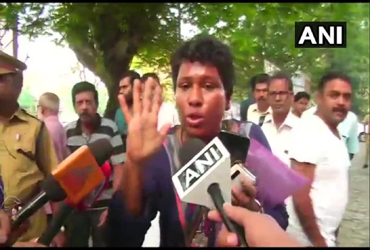 Trupti Desai visit Sabarimala temple today on Constitution Day