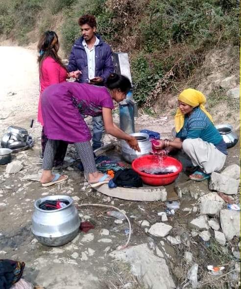 Trouble: no drinking water facility in gahri and kharsi
