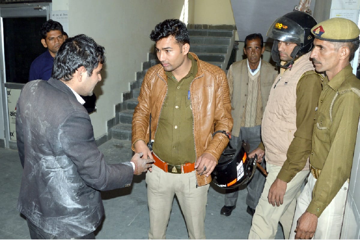 Youths beaten up to clerk in molesting case at Bijnor district