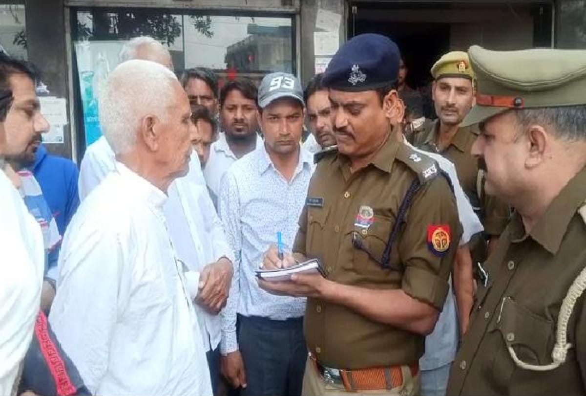 Former Gram Pradhans husband shot dead in Hafizpur hapur