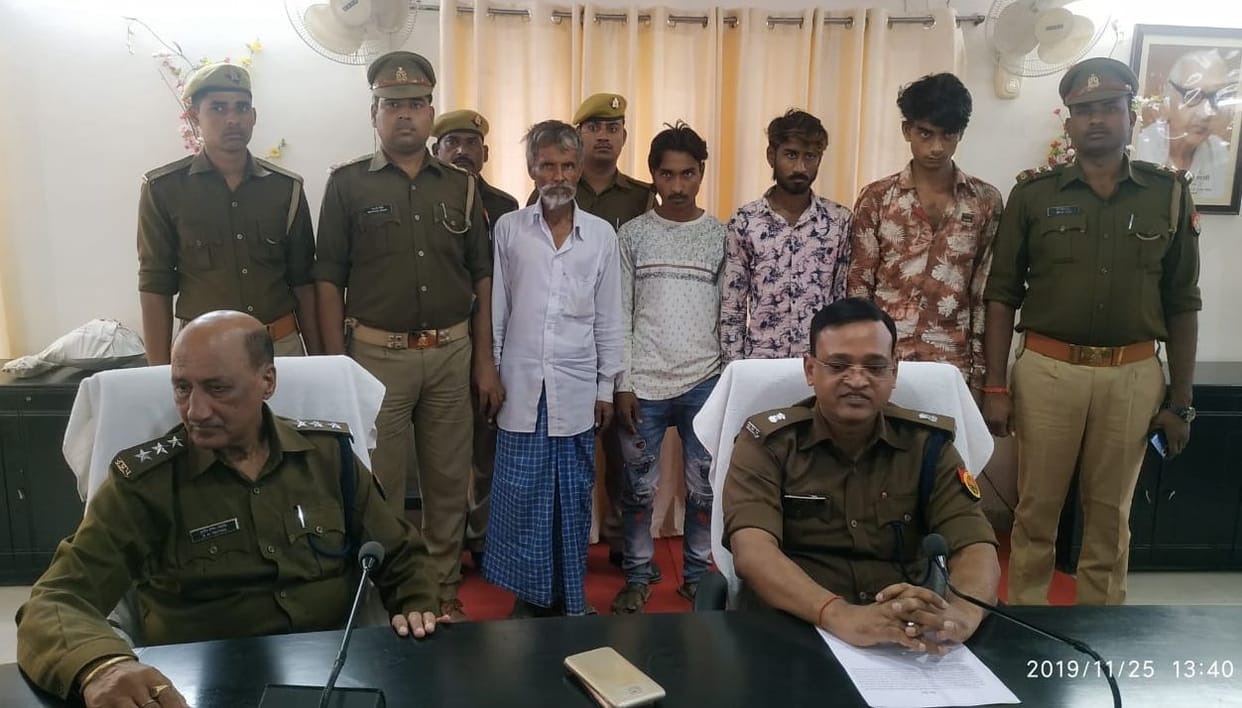 Paschimarira police caught three gamblers