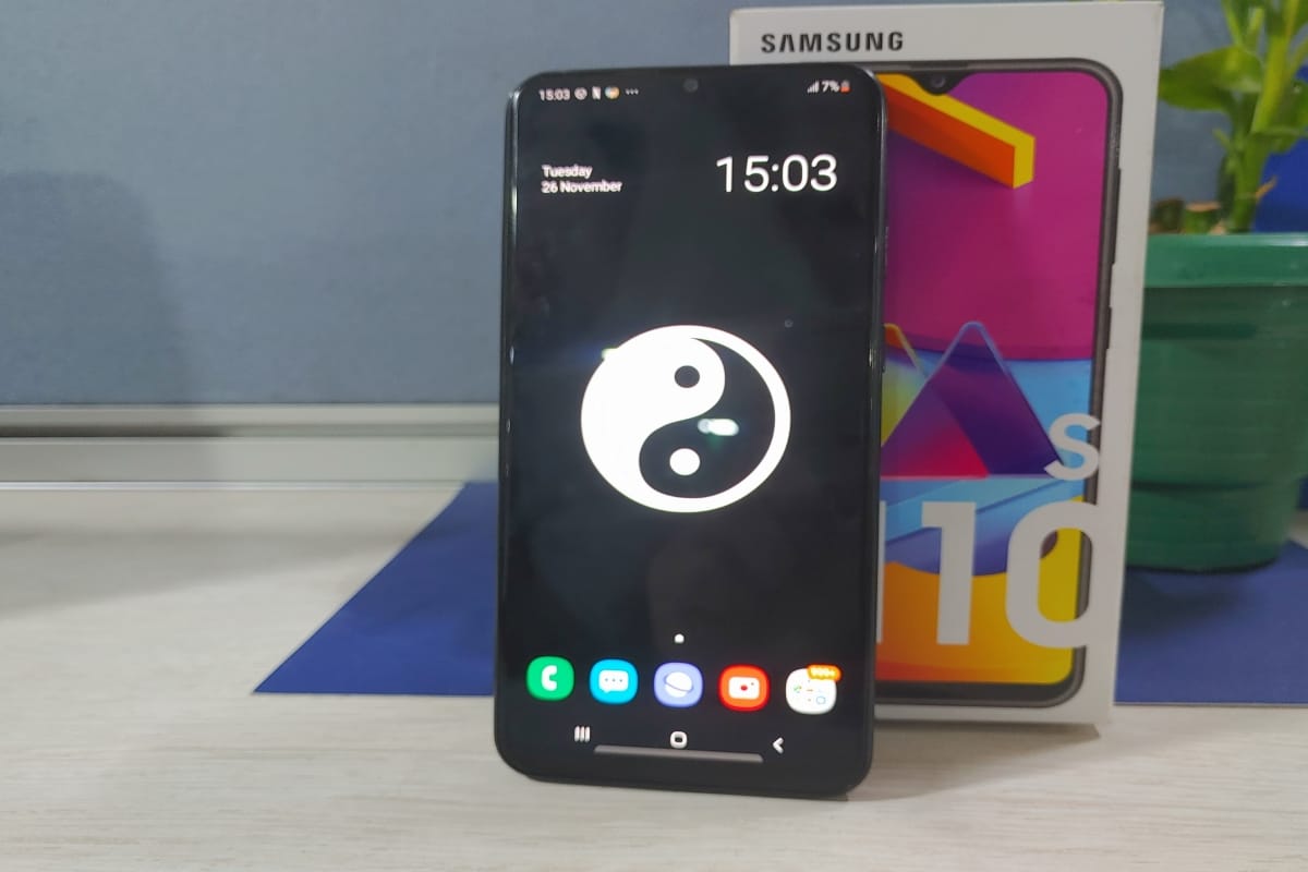 Samsung Galaxy M10s Review In Hindi Best Smartphone Under 10000