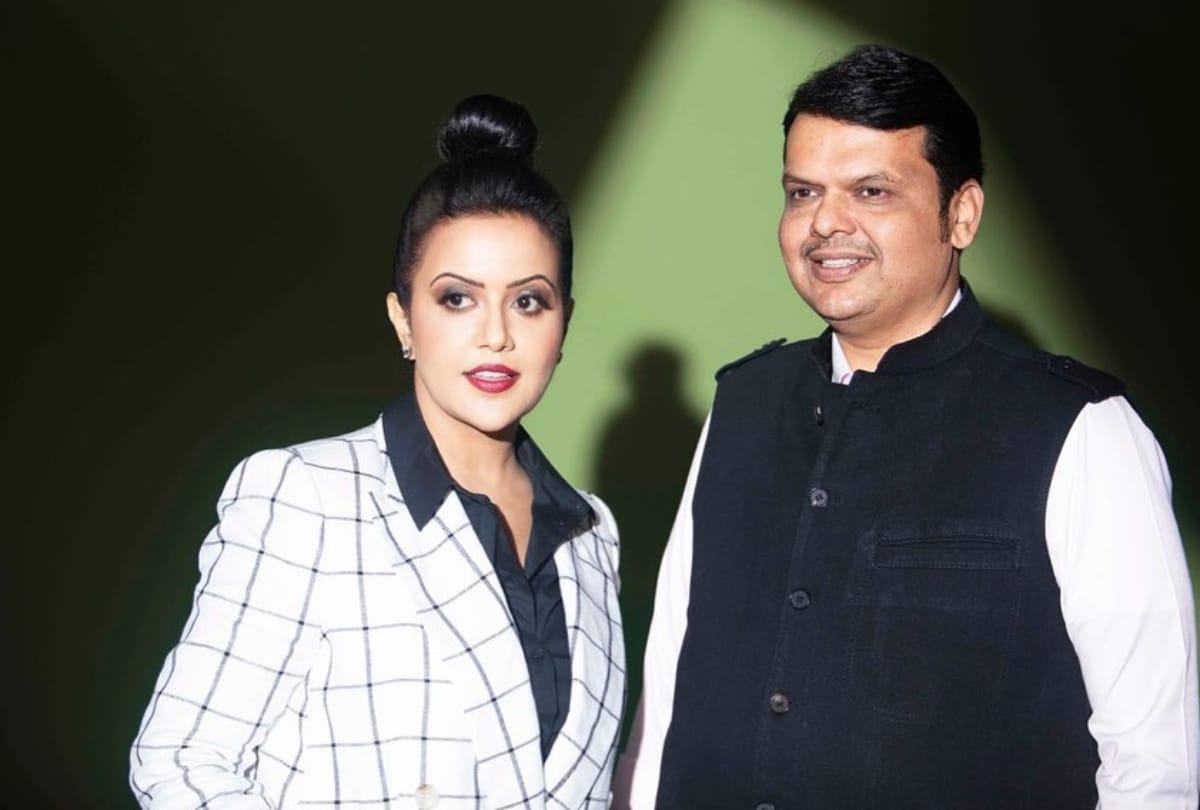 amruta fadnavis adorable fashion sense photos