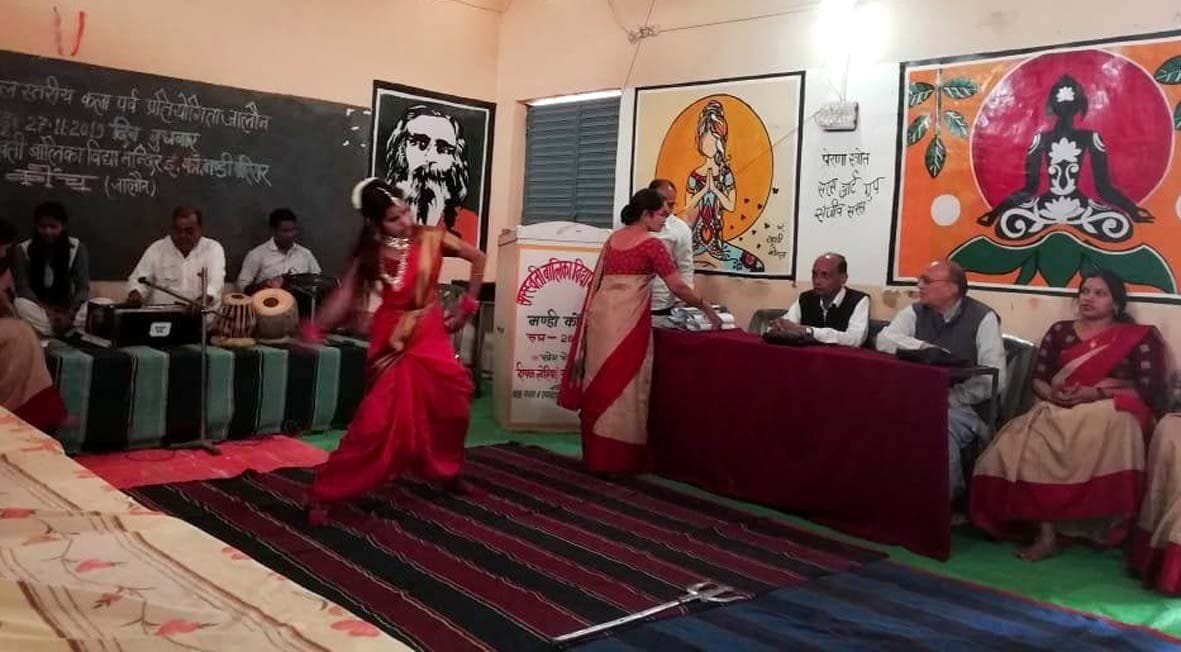 Talent shown in dance, henna and art