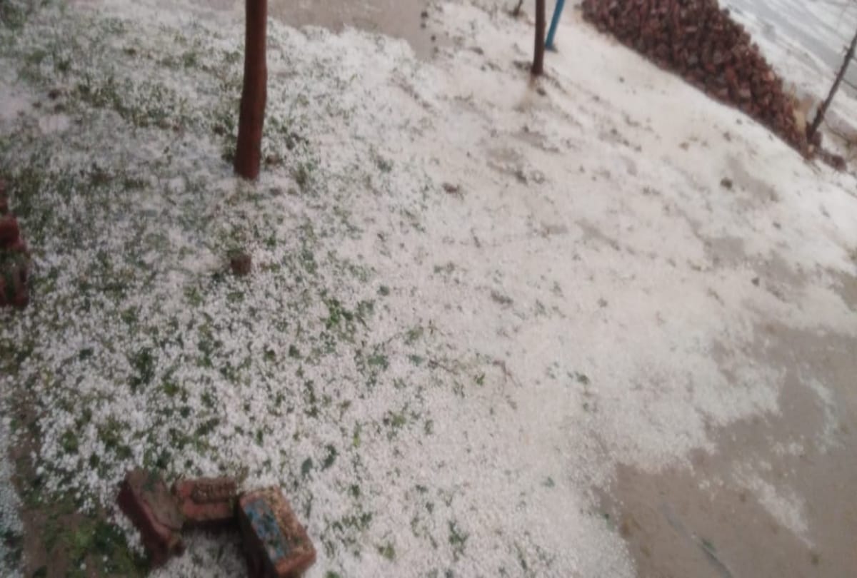 Hailstorm in Delhi ncr weather updates air quality index air pollution