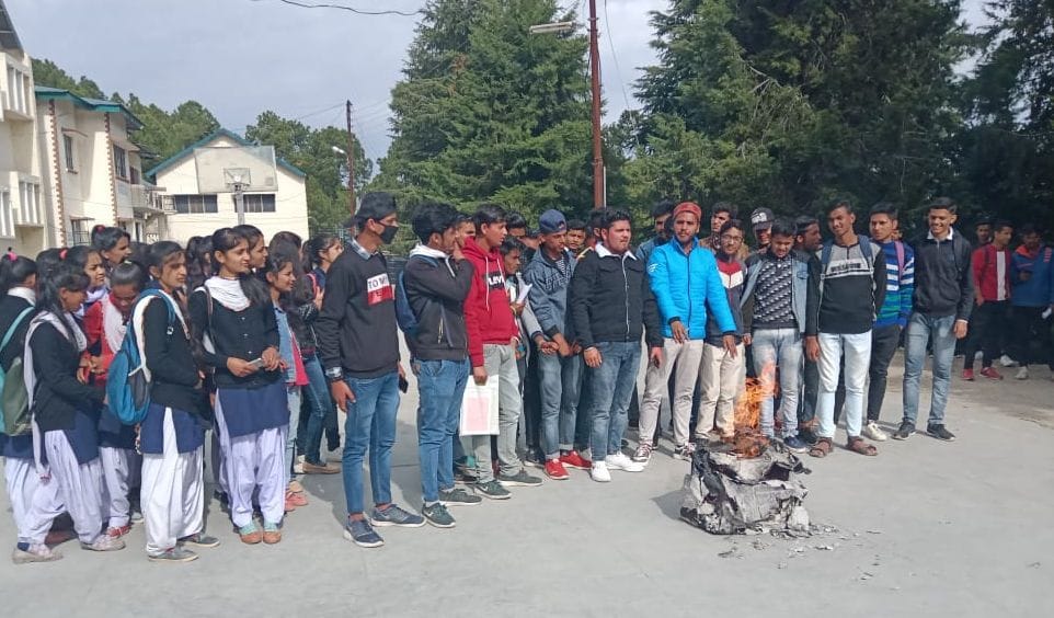 vc effigy burnt
