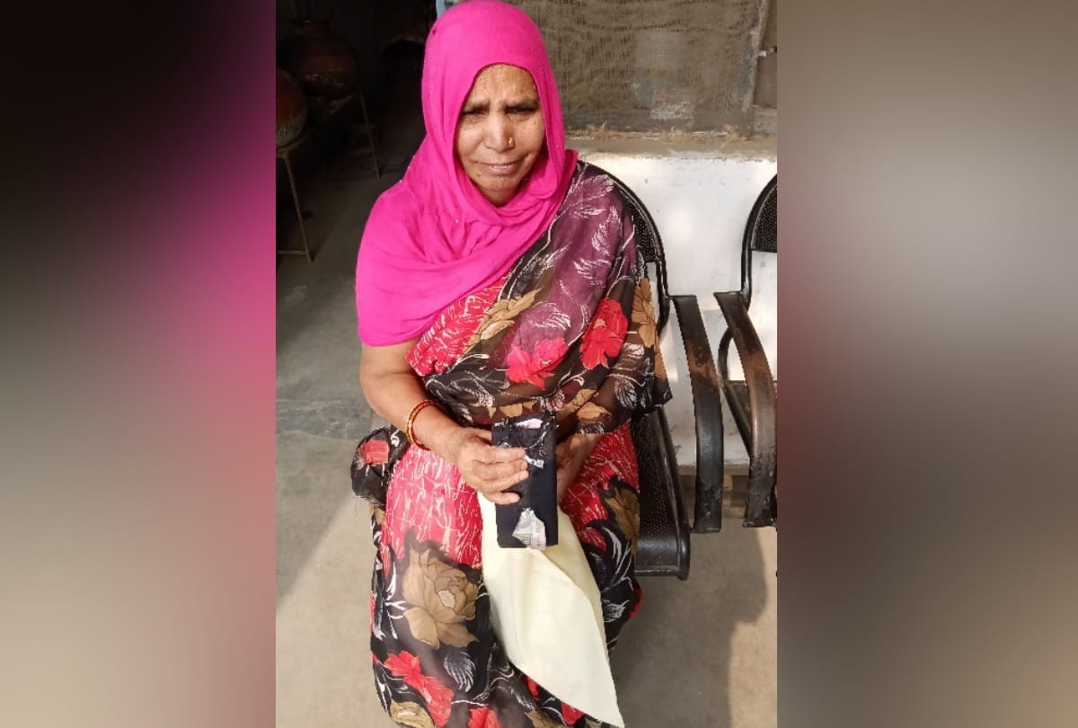miscreants took away jewellery of woman by giving fake money in faridabad