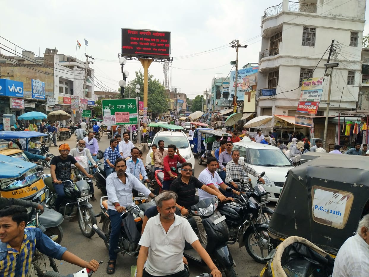 Only helmet invoices, no attention to dangers
