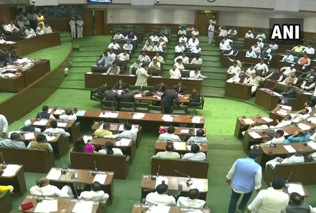Vinayak Damodar Savarkar death anniversary Maharashtra Assembly rejects BJP resolution