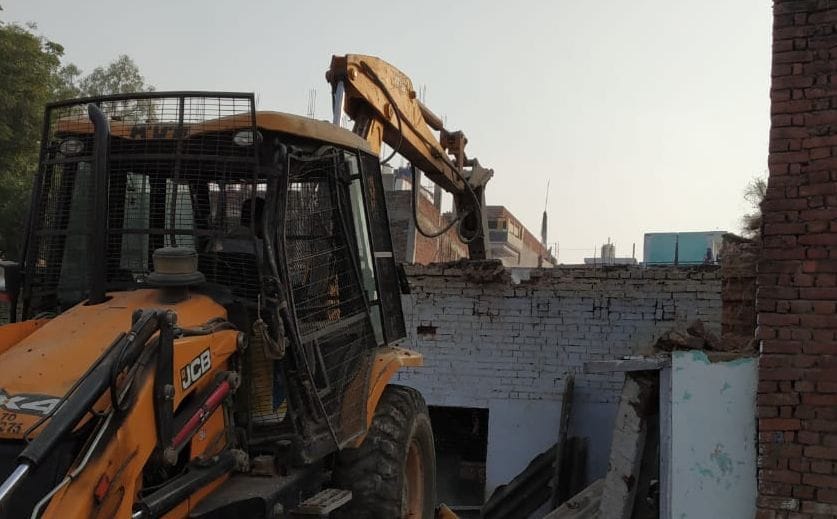 PDA frees 3000 sq m land possession of 90 crores
