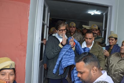 Amitabh Bachchan ordered food from hotel for film unit, ate himself plain bread