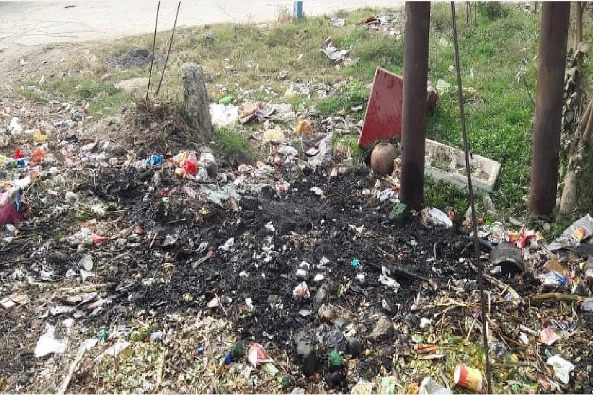 Five thousand rupees was fined for burning garbage in Shamli district