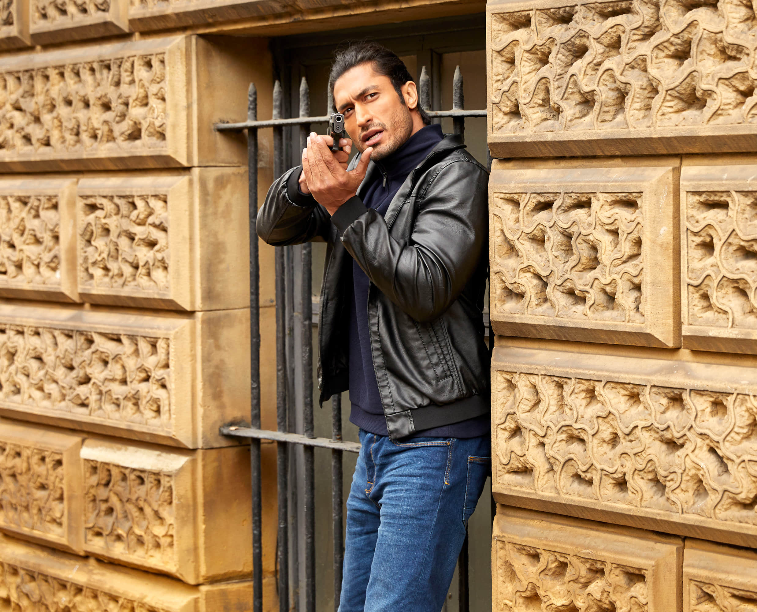 Vidyut Jamwal speak up on linkup rumours with Adah Sharma