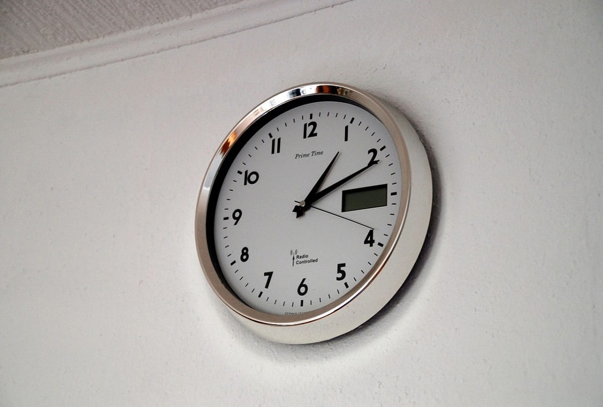 Change your luck by watch and get prosperity in home
