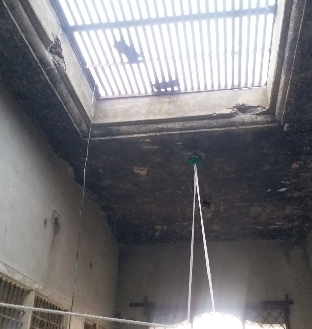 Electricity fell at two places including merchant's house