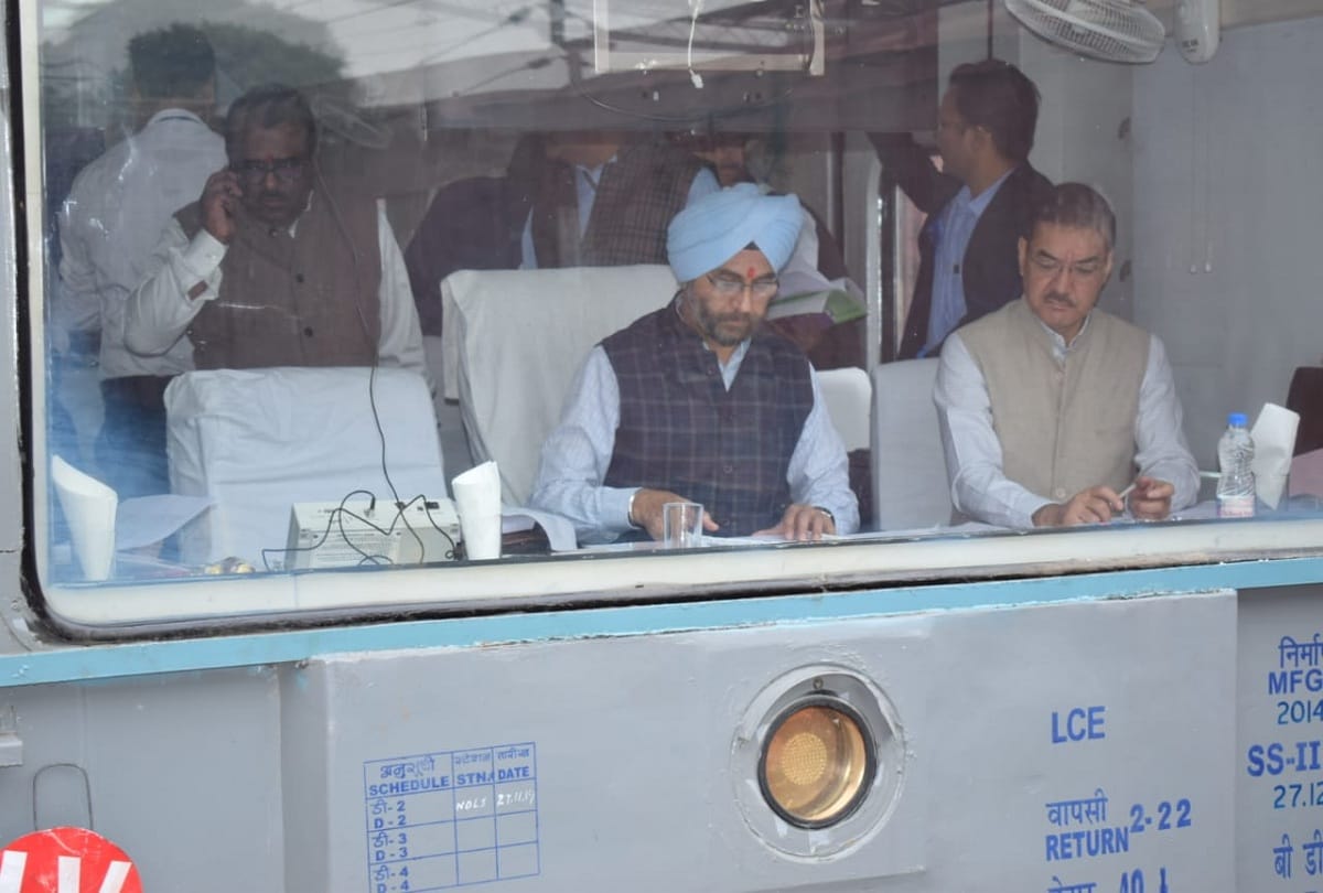 GM TP Singh inspects Moradabad railway station Bareilly Chandausi Indian Railway news