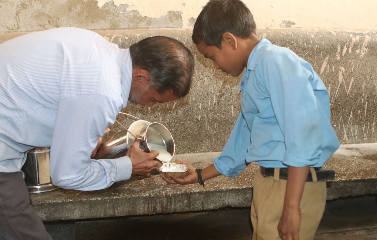 Aligarh: Mid day meal news