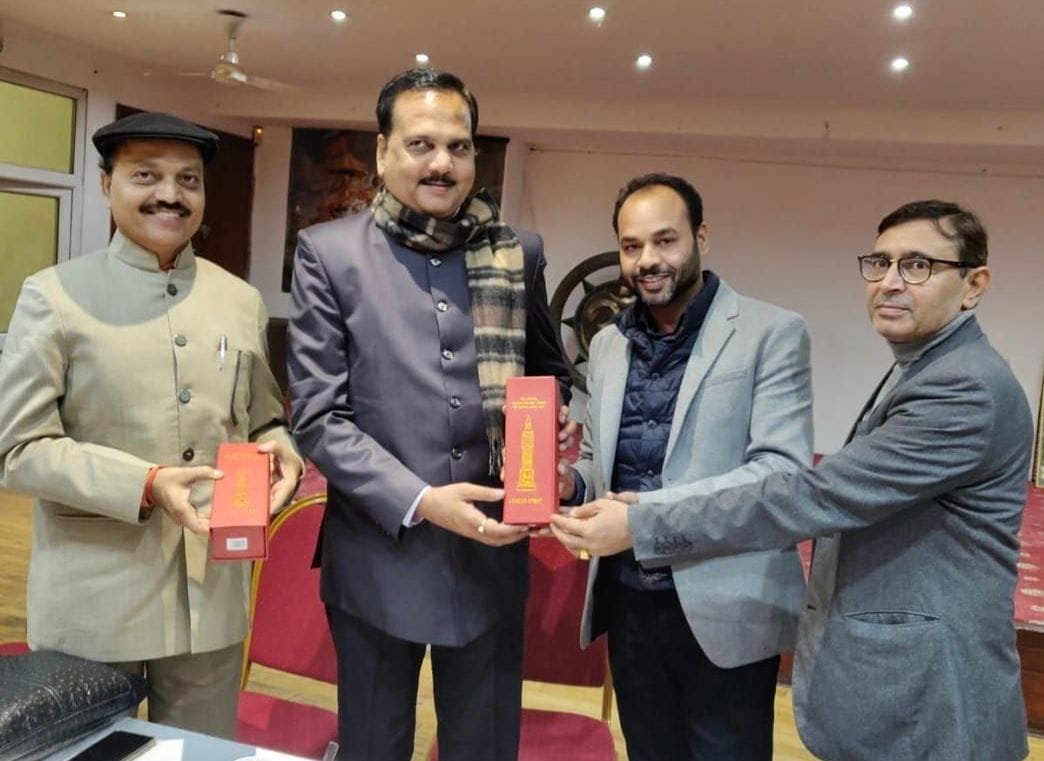 MLA madhvendra get awarded in london