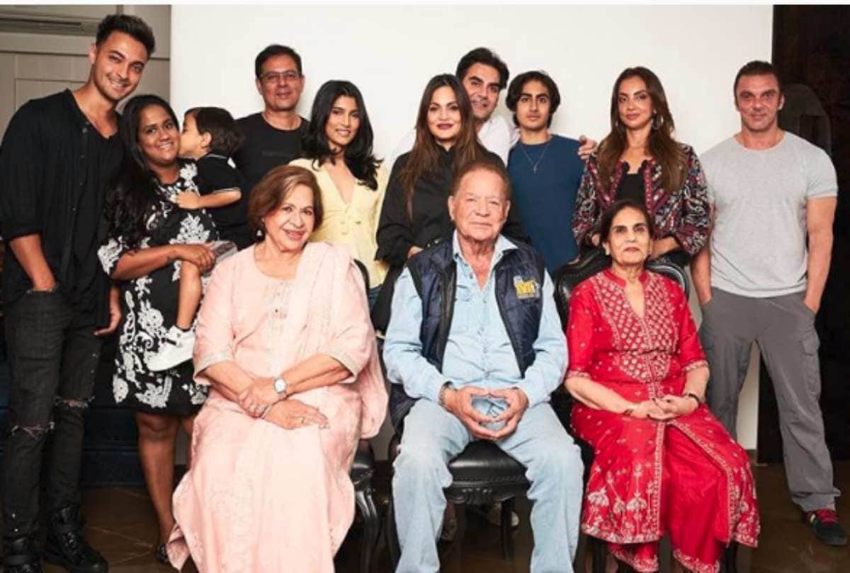 salman khan sister arpita khan share pictures of her wedding anniversary