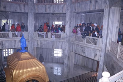 Dugdh Snan at gurudwara manji sahib Agra