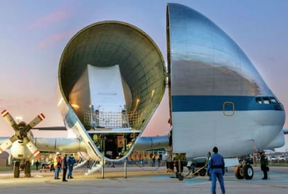 NASAs unmanned Orion crew capsule landed in Ohio Lowered by splitting dividing aircraft into two