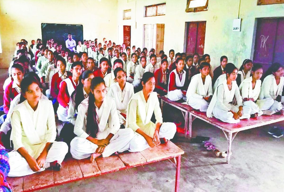 Aparajita 100 Million Smiles Police Ki Pathshala in mainpuri news