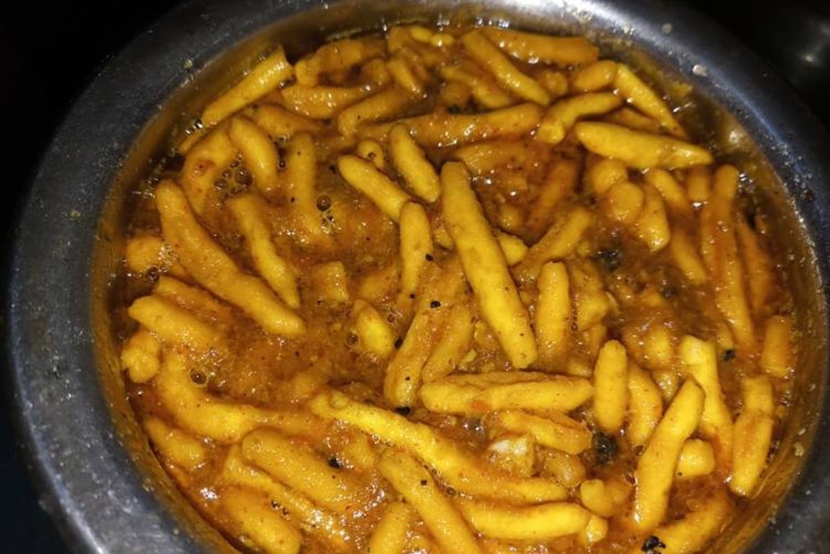tea time snacks recipe make raw banana sev bhujia with these tricks