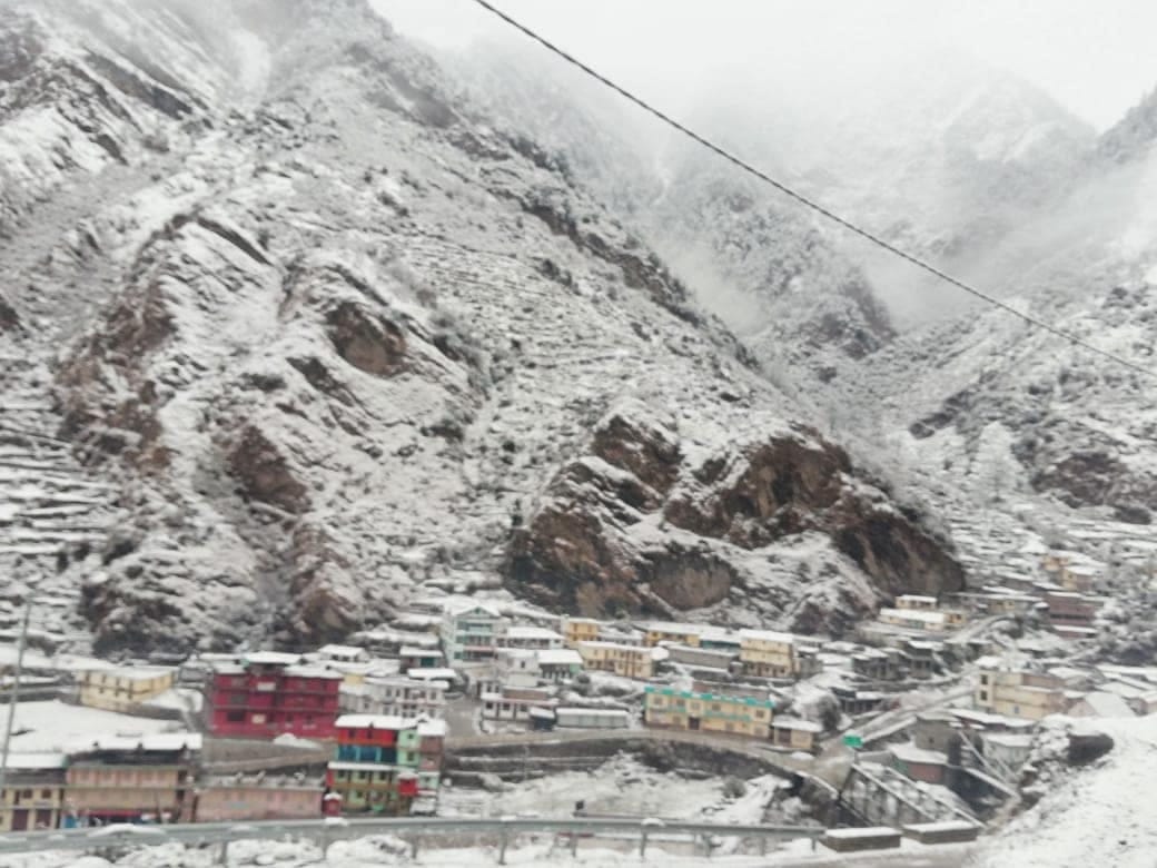 uttarakhand weather update, snowfall hailstorm and rain cold increased