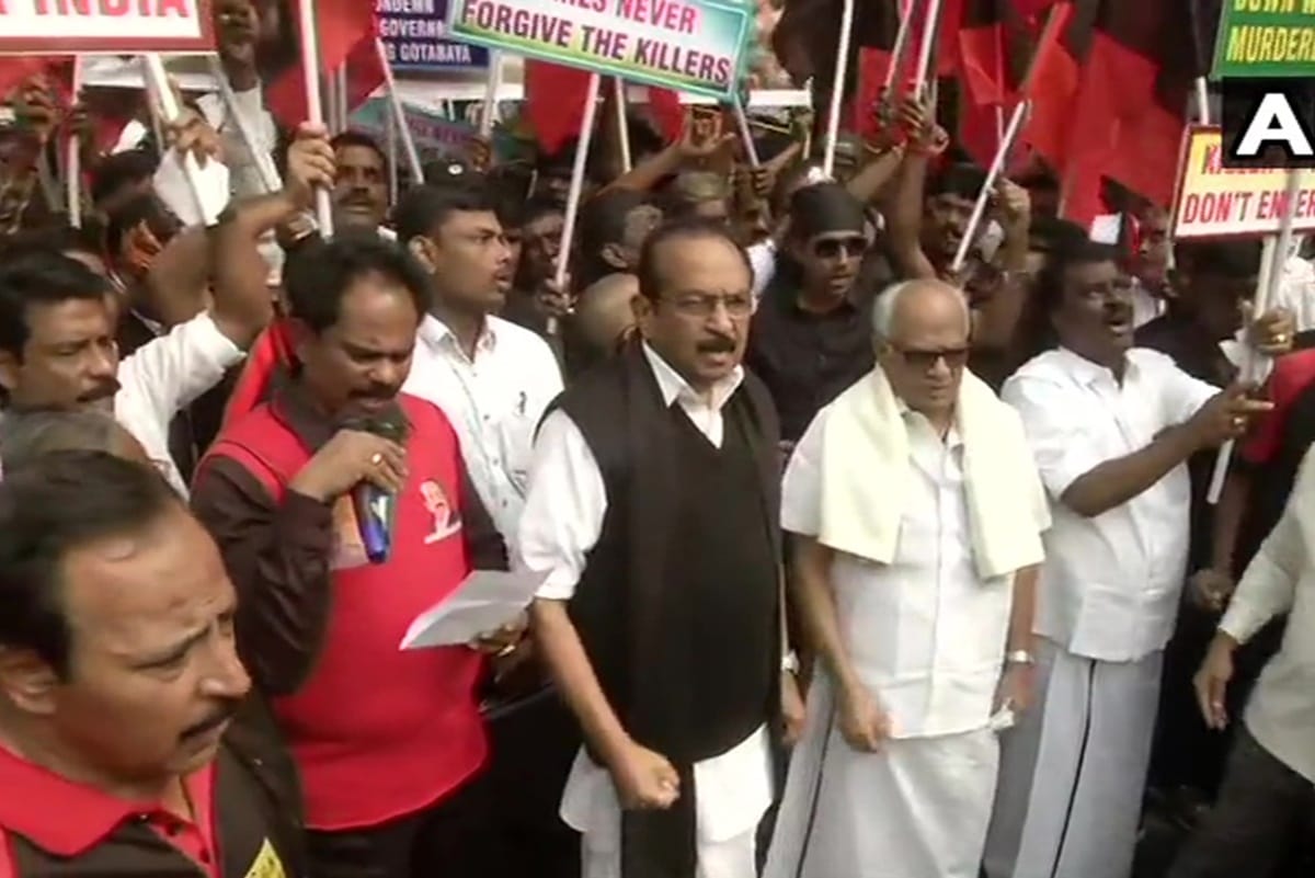 Vaiko and workers of party stage protest at Jantar Mantar against Gotabaya Rajapaksa
