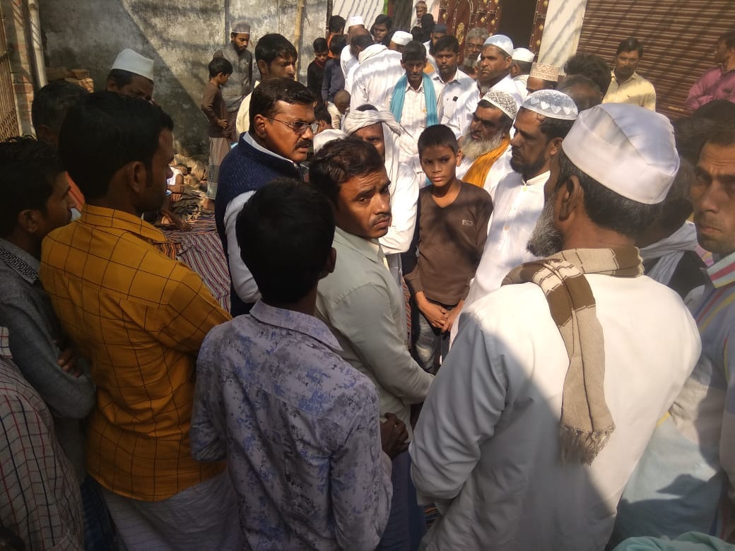 One child died, two injured due to pickup in azamgrah