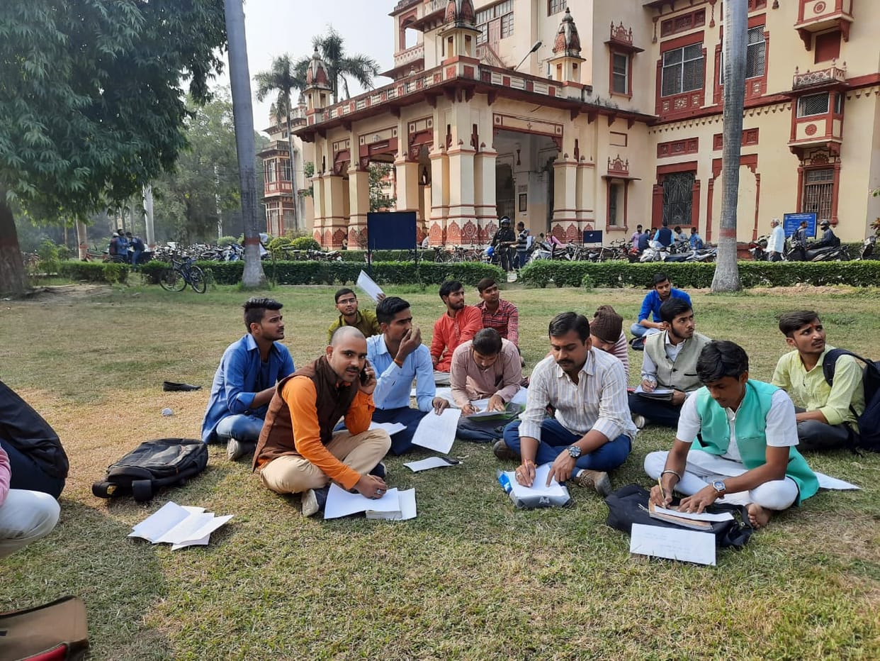 Dr. Feroz Khan Appointment Case: The protesting students wrote a letter to PM