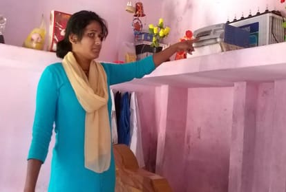 high voltage current in homes of sikandarpur amoliya village for 60 hours