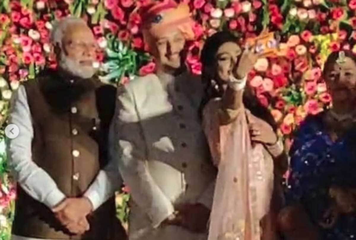 mohena kumari wedding reception pm narendra modi attend