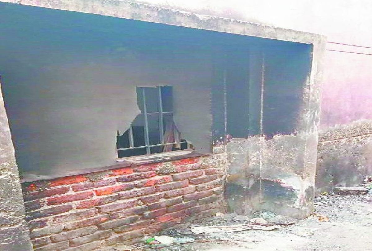 two hundred visara destroyed due to police negligence in agra