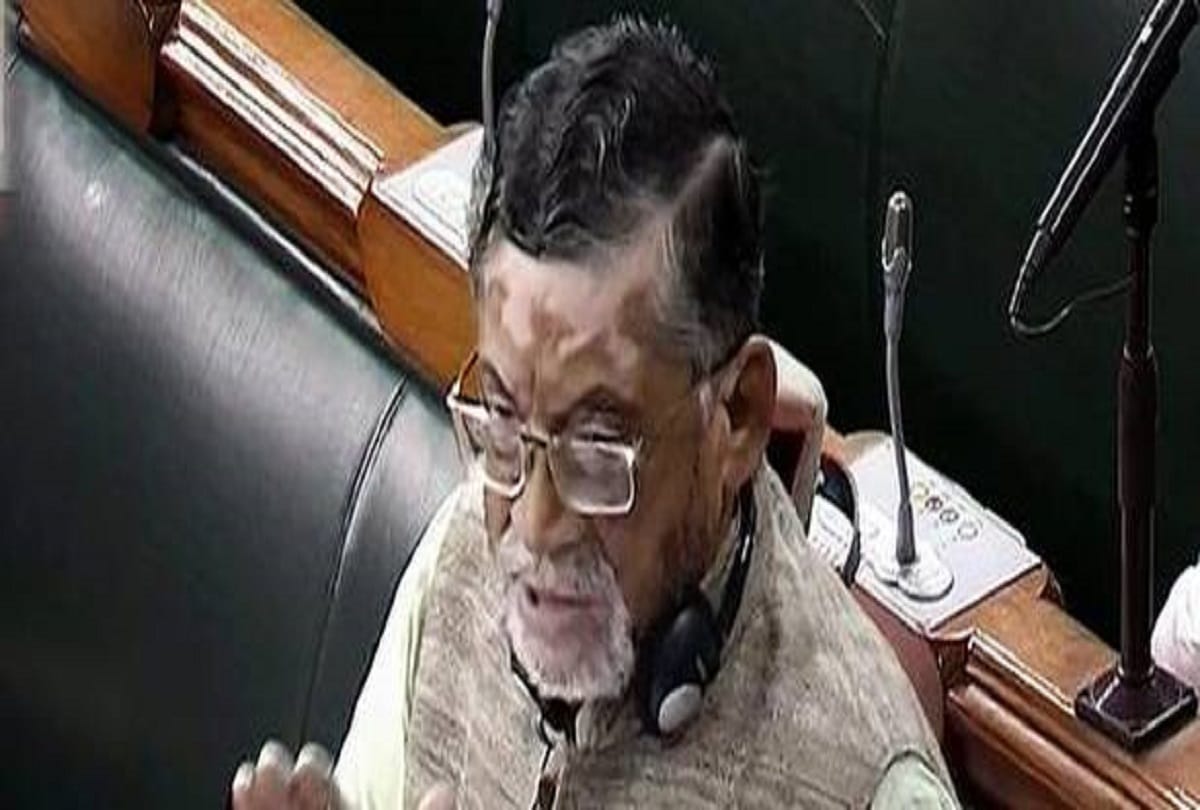 Strike will be difficult now, industrial code bill introduced in Lok Sabha