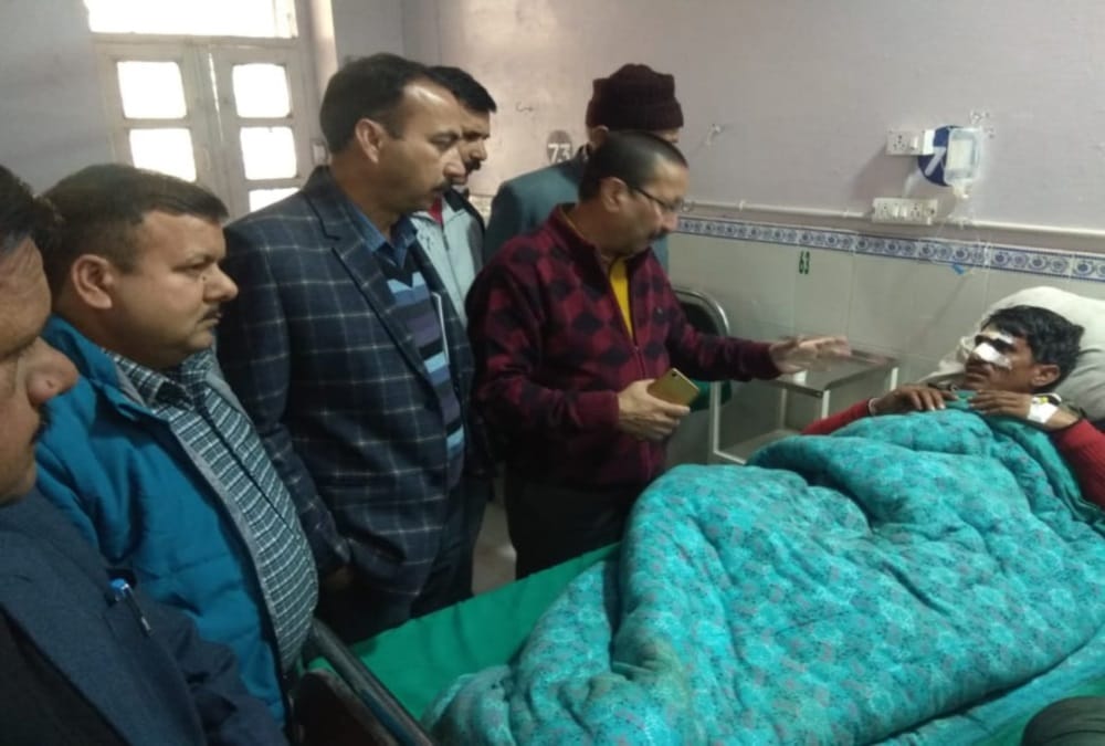 Taxi Terrific Accident during return from marriage in Uttarkashi Three killed Photos