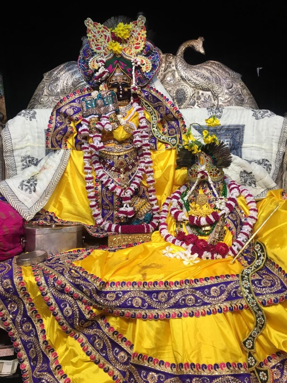 radhabhallabh lal wear the woollen custome