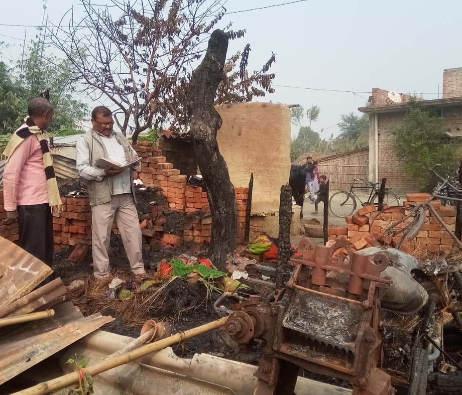 three houses turn to ashes