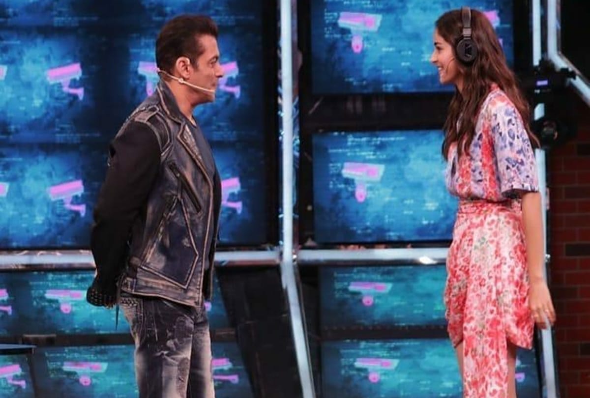 Ananya Panday says ex boyfriend blocked him still waiting for his answer