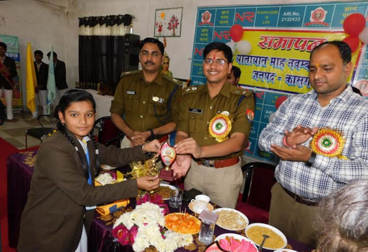 road sefty, week, caimpain, kasganj