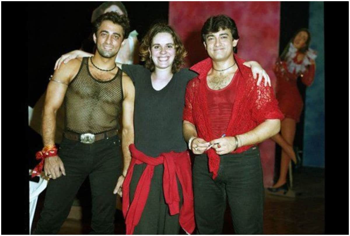 These Bollywood stars shared screen with real brother sister