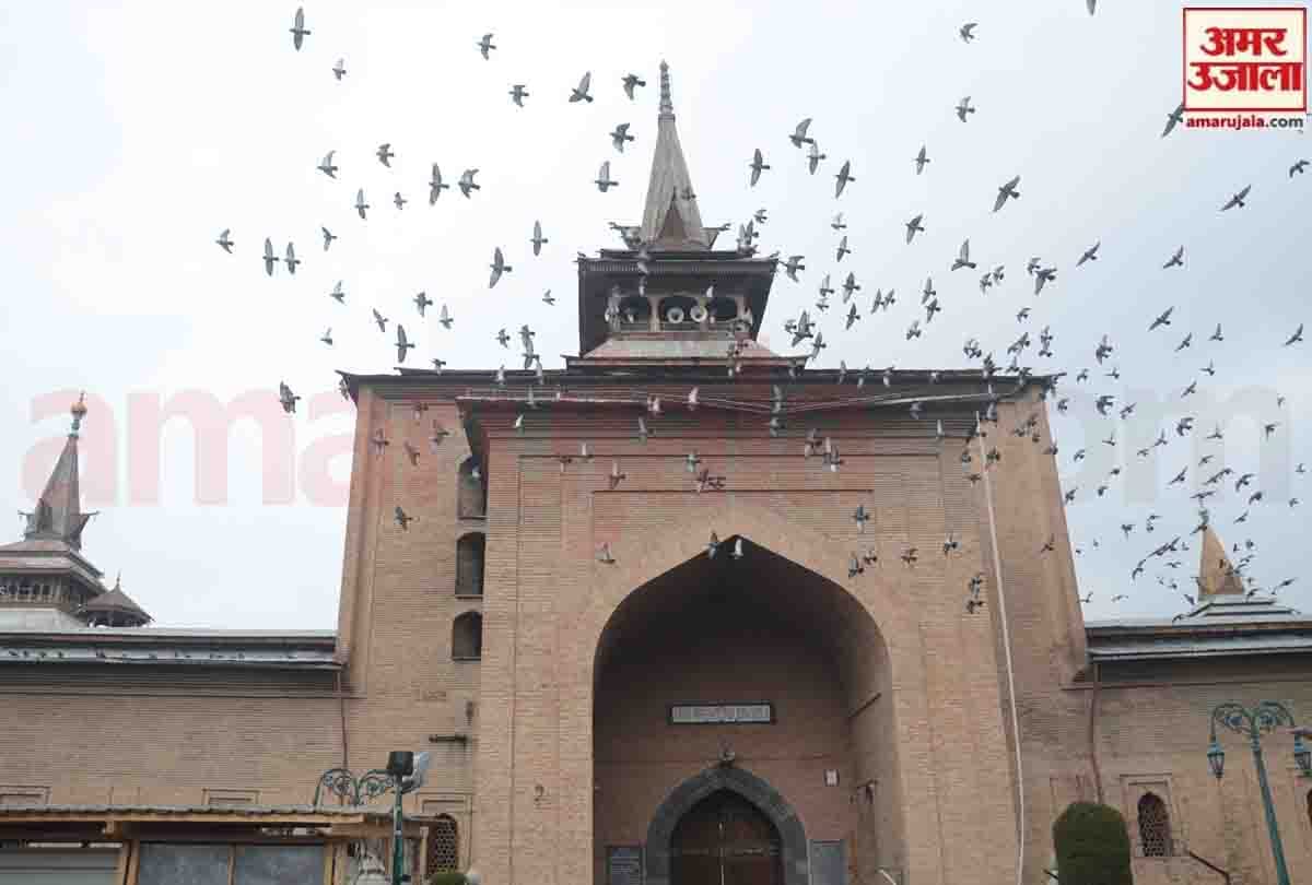 Strict security on saturday in srinagar jammu kashmir, additional deployment in sensitive areas